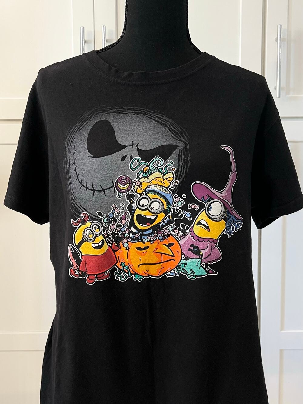 JACK SKELLINGTON & MINIONS Halloween TeeFurry T-Shirt Women’s Tee Sz XXL (L/XL)